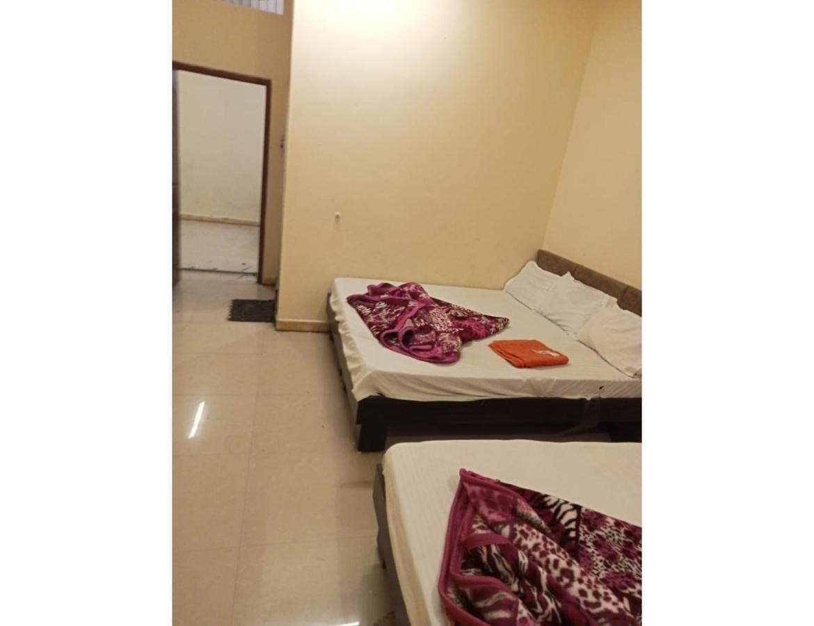 Hotel Mahakal Vishram, Ujjain Exterior photo